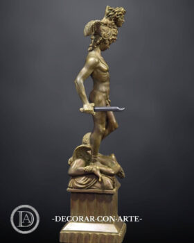 Figura di Perseo. 42cm