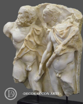 Escultura Apolo y Marsias. Altura: 38 cm.
