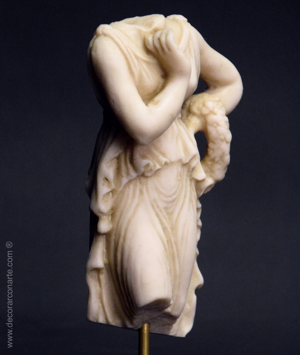 figura mujer griega