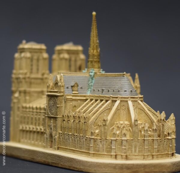 Maqueta de Notre-Dame de Paris