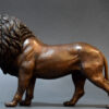 bronce león