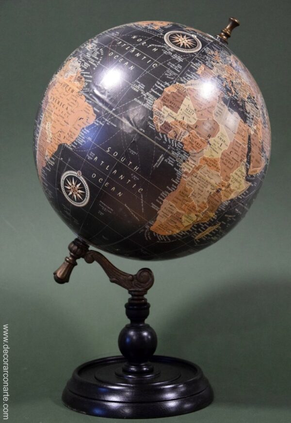 Globe. Hauteur:50cm. Ø: 30cm