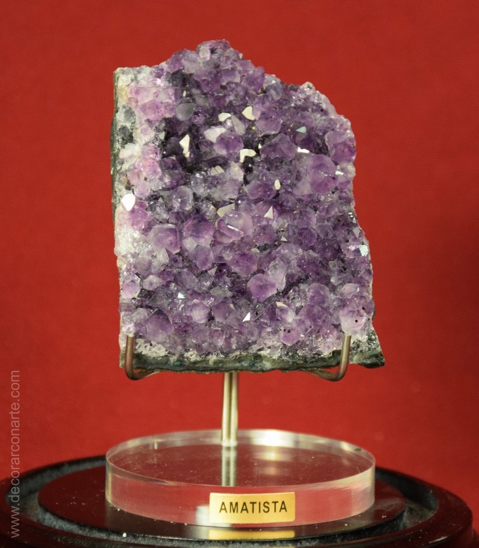 amatista piedra semipreciosa minerales