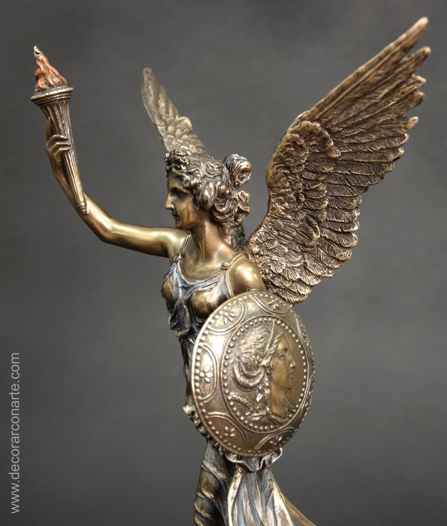 figura decorativa ángel Paz