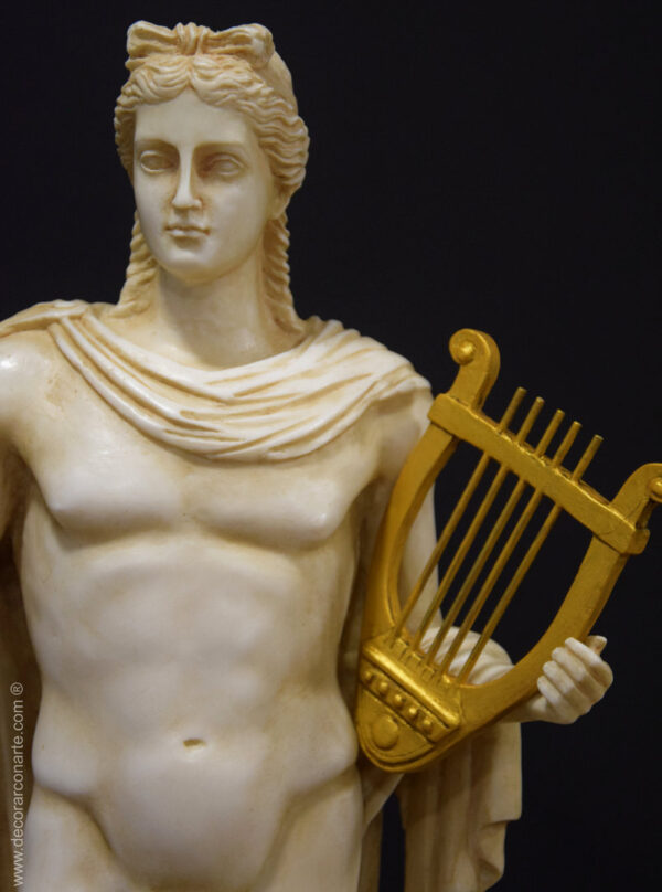 escultura del dios Apolo