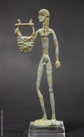 figura decorativa bronce etrusco Apolo