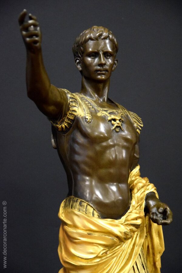 escultura decoración César Augusto