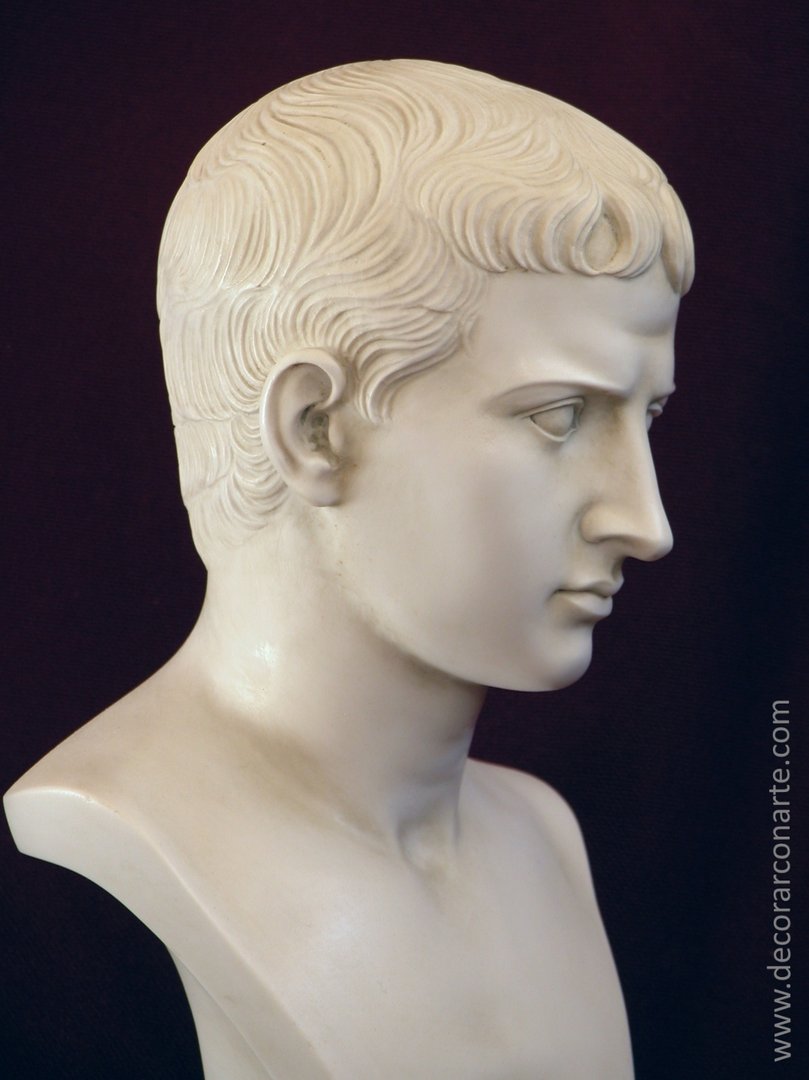 figura decorativa busto Cesar Augusto