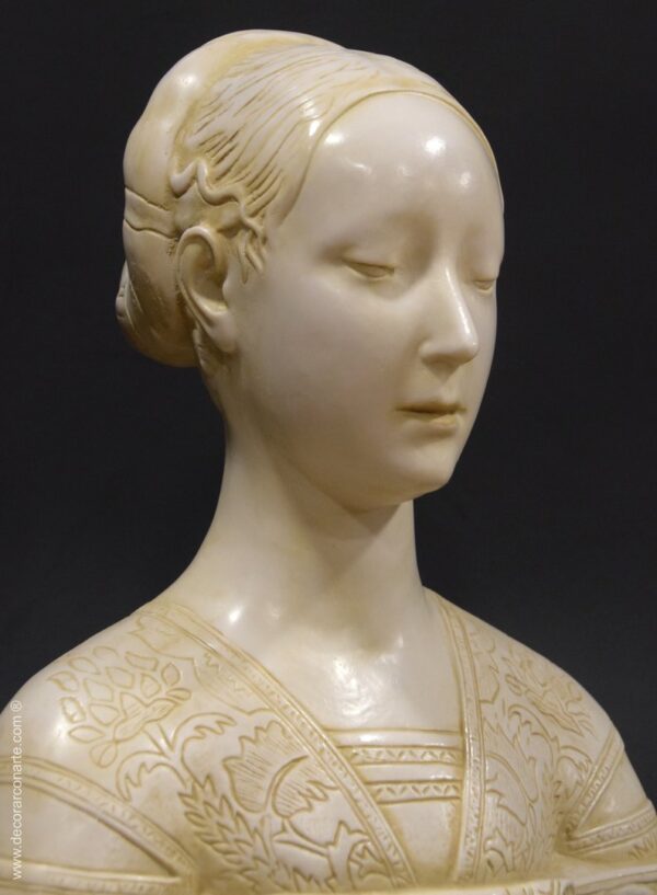 escultura decoración busto Hipolita Sforza