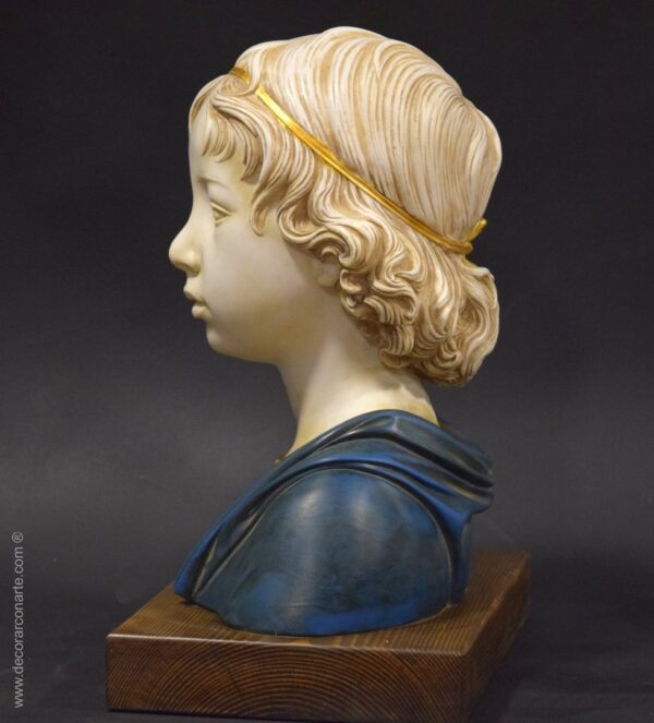 figura decorativa busto niño renacentista