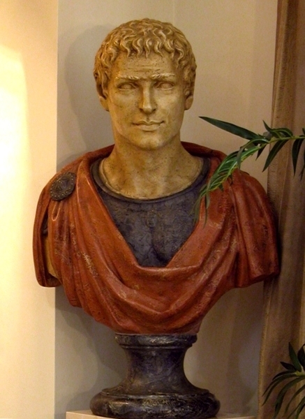 busto Romano fuerza honor