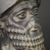figura decorativa cabeza Hammurabi