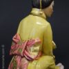 figura decorativa geisha sentada Japón