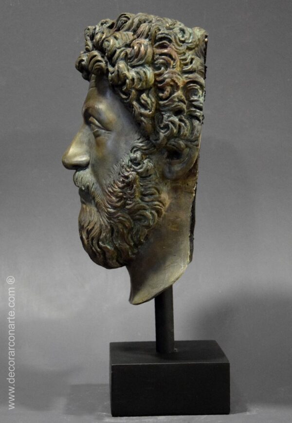 escultura decoración máscara Marco Aurelio