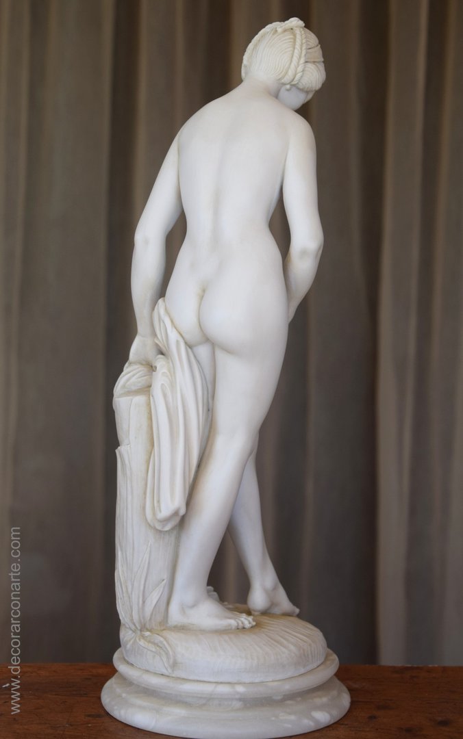 figura decorativa Venus baño