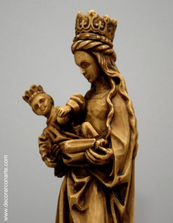 escultura arte sacro Virgen gótica