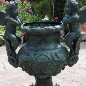 Bronzes. Tables, pedestals and cups