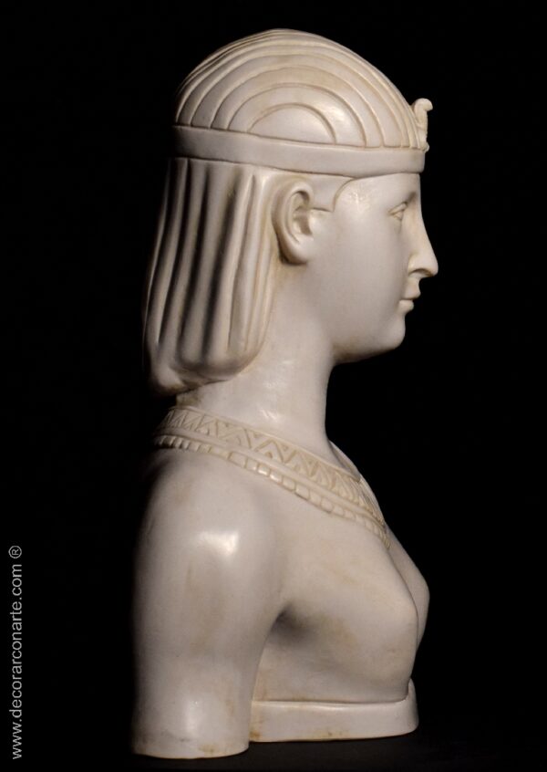 busto reina egipcia