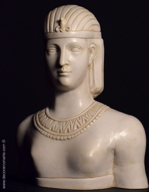 busto reina egipcia
