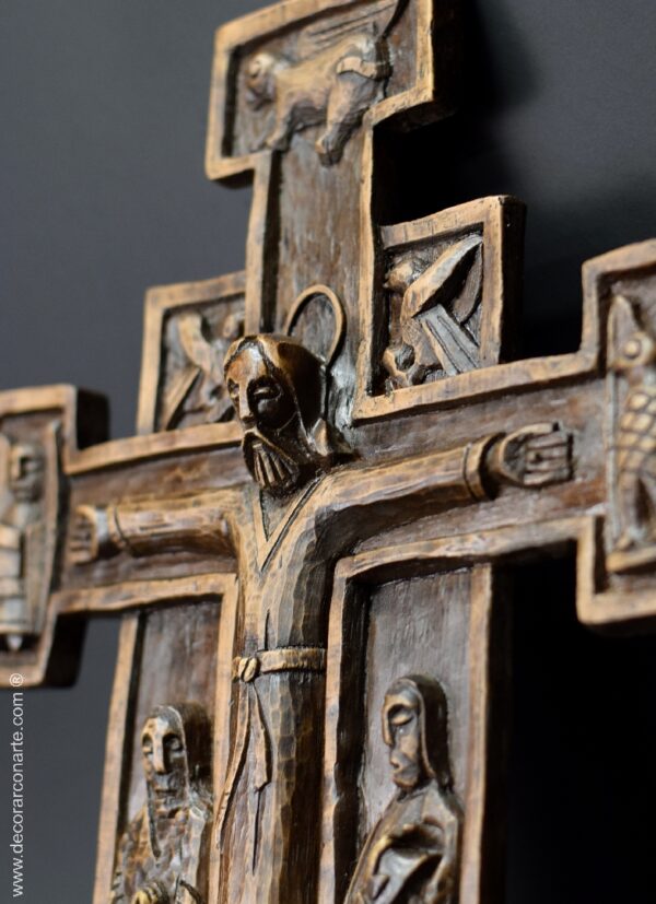 Cristo románico crucifijo