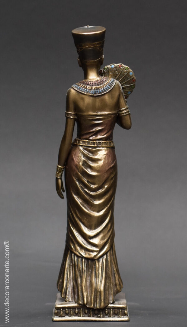Nefertiti abanico