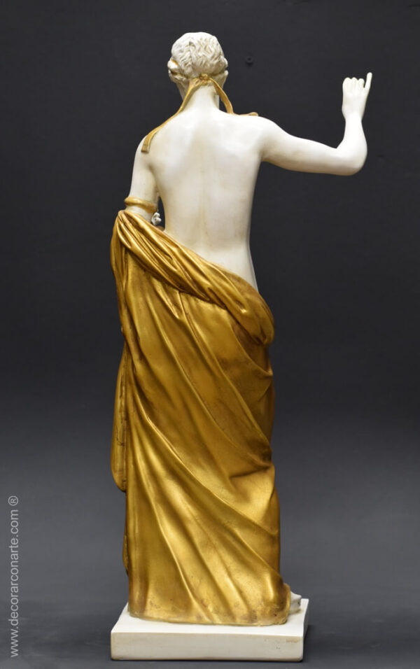 Venus de Arlés. Pátina oro y mármol. 57 cm.