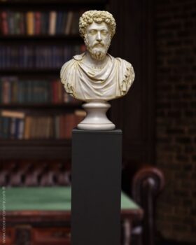 Conjunto de pedestal y busto de Marco Aurelio Set piedistallo e busto di Marco Aurelio