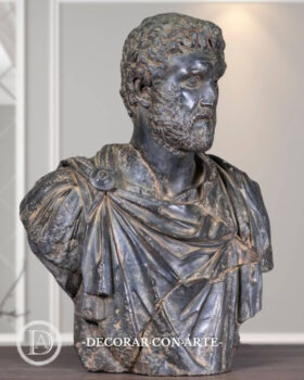Busto de Antonino Pío. Pátina bronce. 85cm.